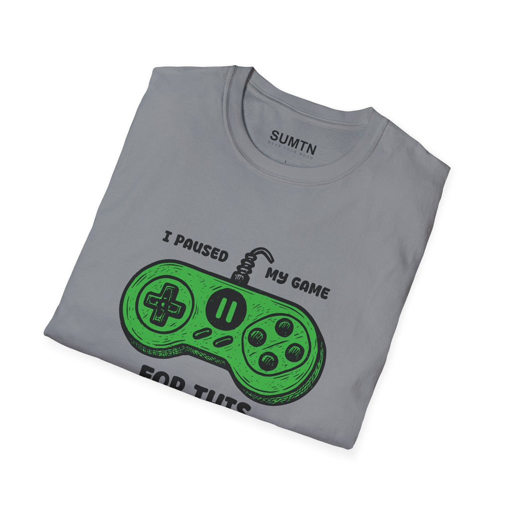 J'ai mis mon jeu en pause pour ce t-shirt vert (pâle)
