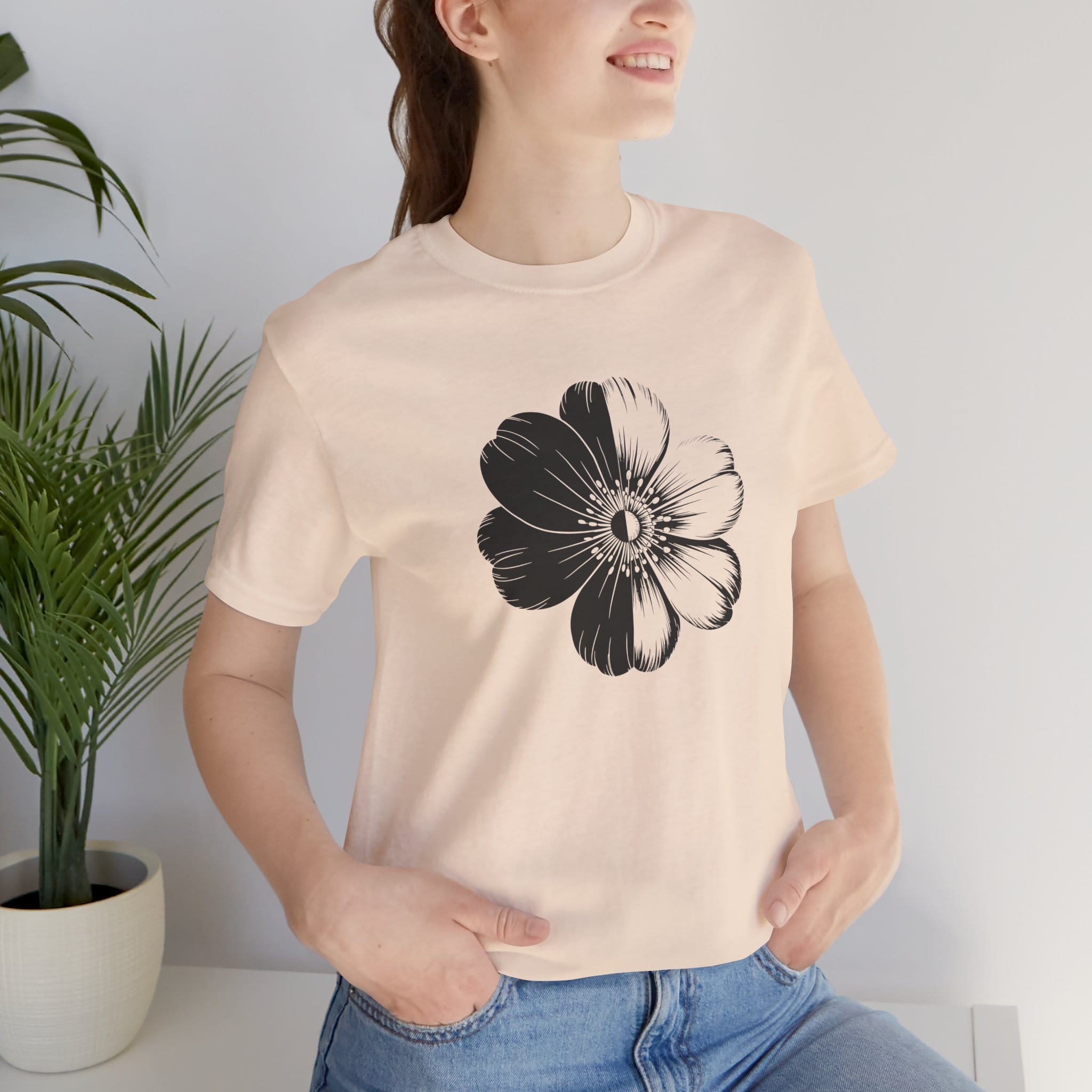 Monochrome Retro Flower T-Shirt (Light)
